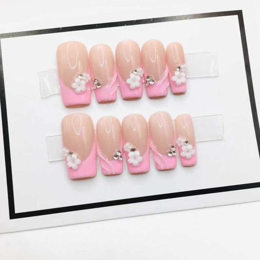 NAIL ART: Press on nails, reusable, standard selection
