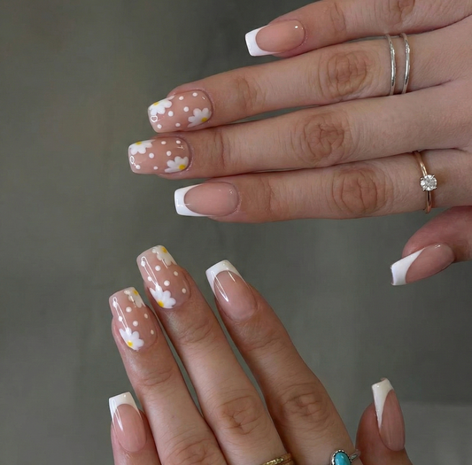 NAIL ART: Press on nails, reusable, standard selection