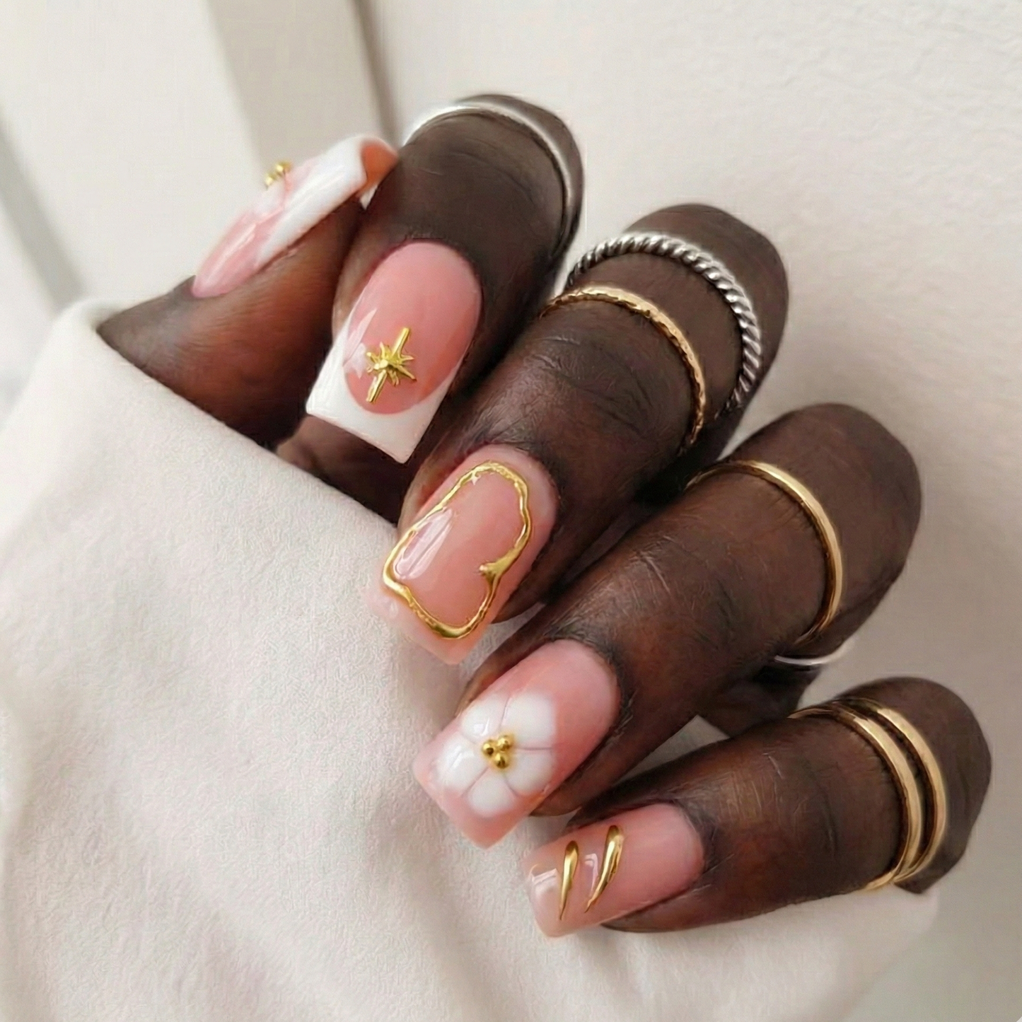 NAIL ART: Press on nails, reusable, standard selection